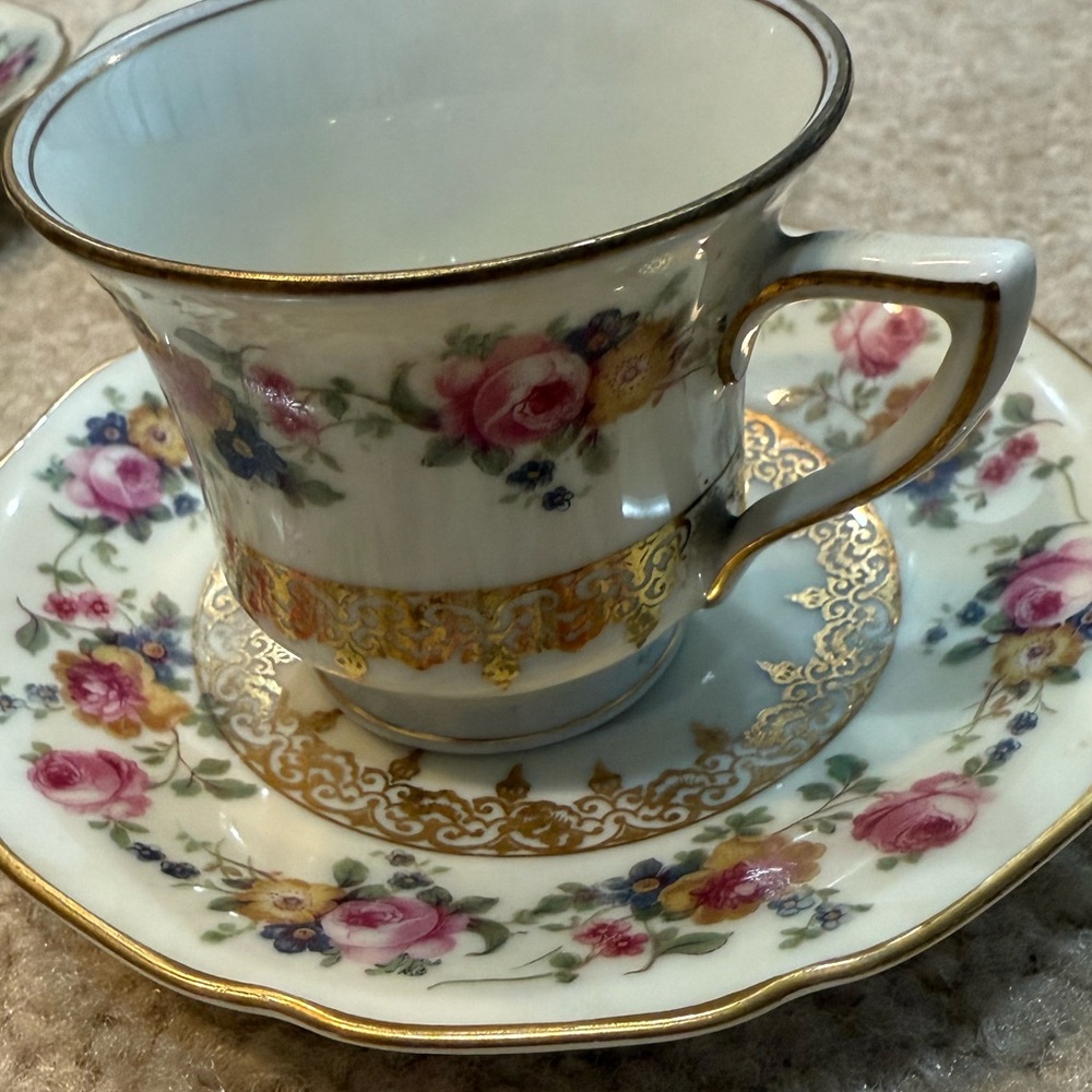 4 Vintage Gold Castle "Hostess" Japanese Tea Cup and Saucer